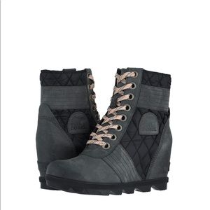 Sorel Lexie Wedge Boot Dark Slate Size 8.5